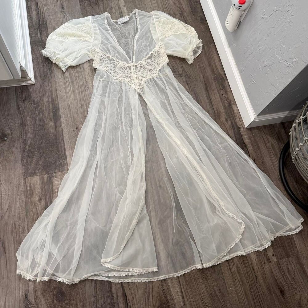 VTG 60s Val Mode Lingerie Sheer Bridal Robe Gown Bed Jacket